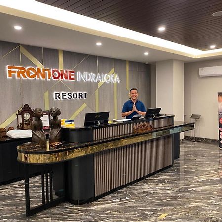 Front One Resort Indraloka Temanggung Екстериор снимка