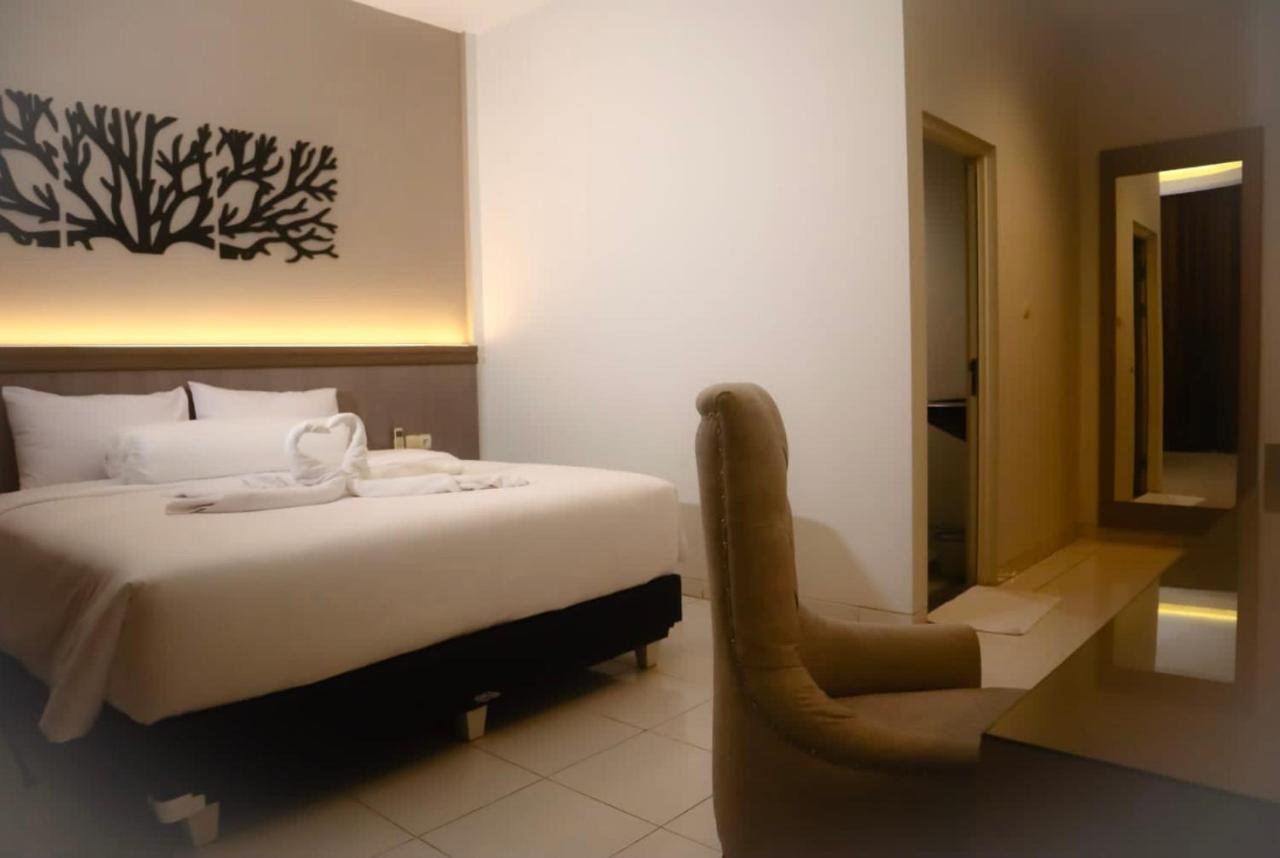 Front One Resort Indraloka Temanggung Екстериор снимка