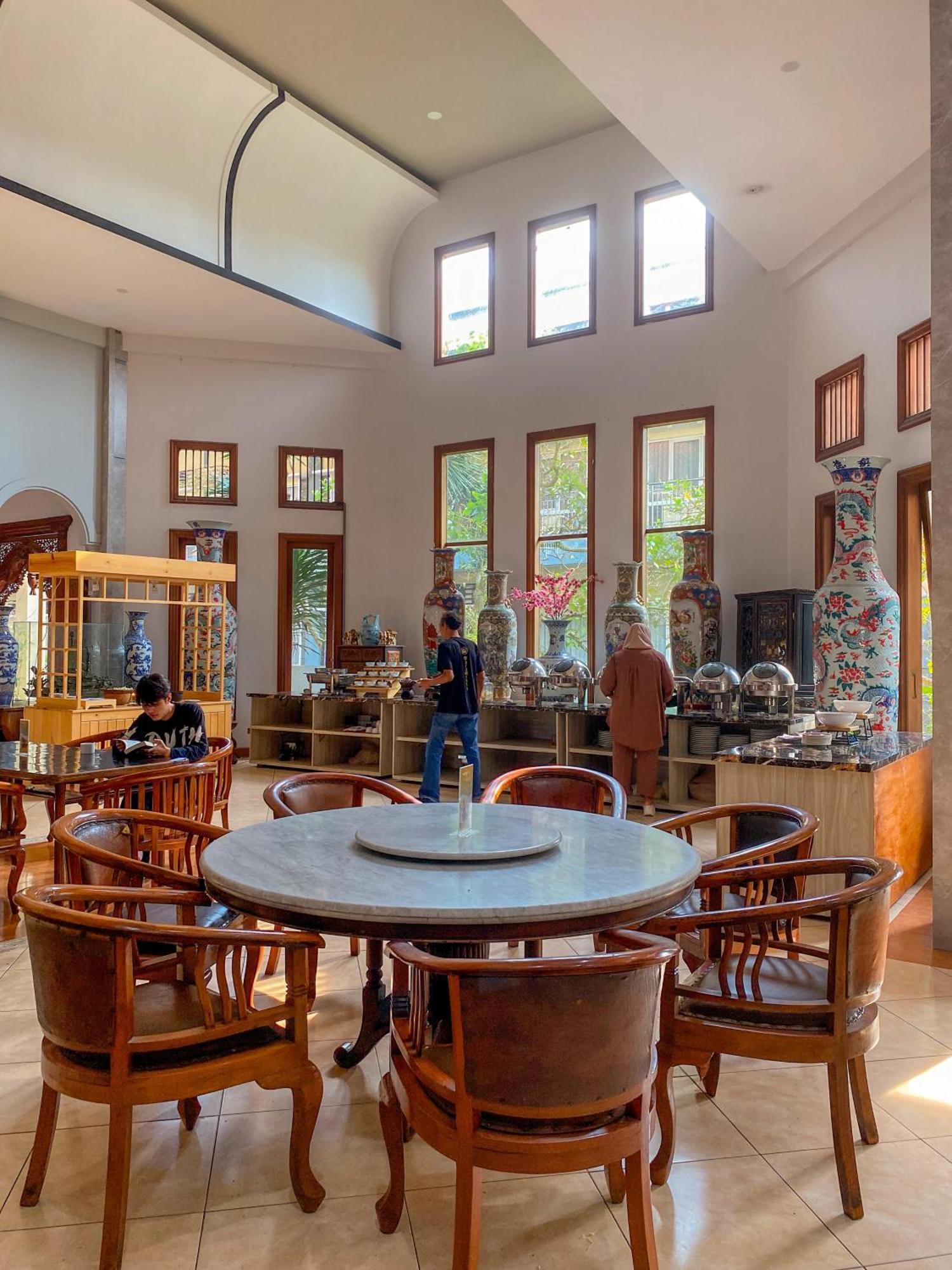 Front One Resort Indraloka Temanggung Екстериор снимка